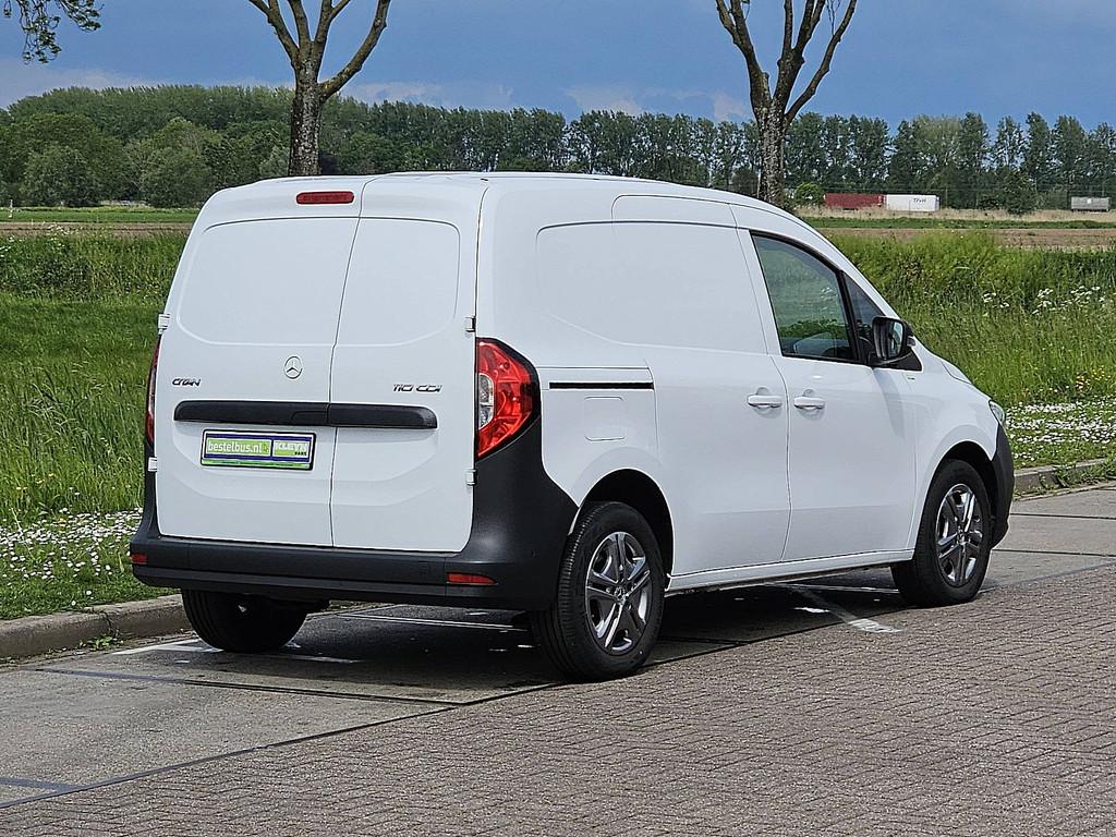 MERCEDES-BENZ CITAN 110 CDI mbux automaat 95pk!, Auto's, Bestelauto's, Automaat, Gebruikt, Euro 6, 95 pk