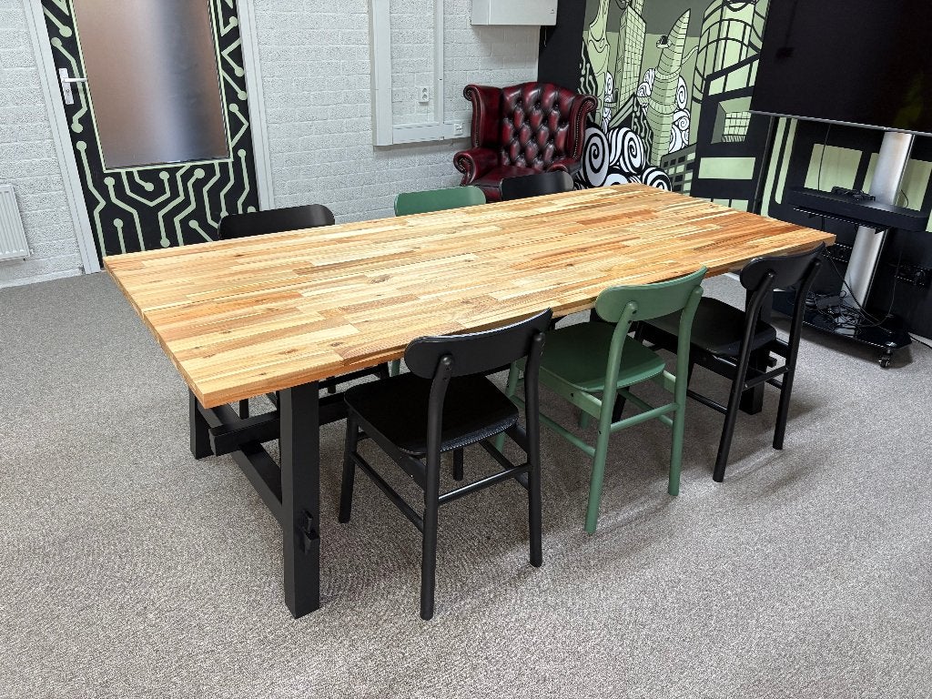 Ikea Skogsta eettafel 235 cm, Ophalen, Gebruikt, 100 tot 150 cm, 200 cm of meer