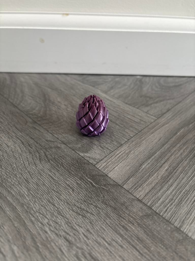 Uitschuifbaar 3D-geprint draken ei - Paars, Fantasie, Handgemaakt, Nieuw, Ophalen of Verzenden