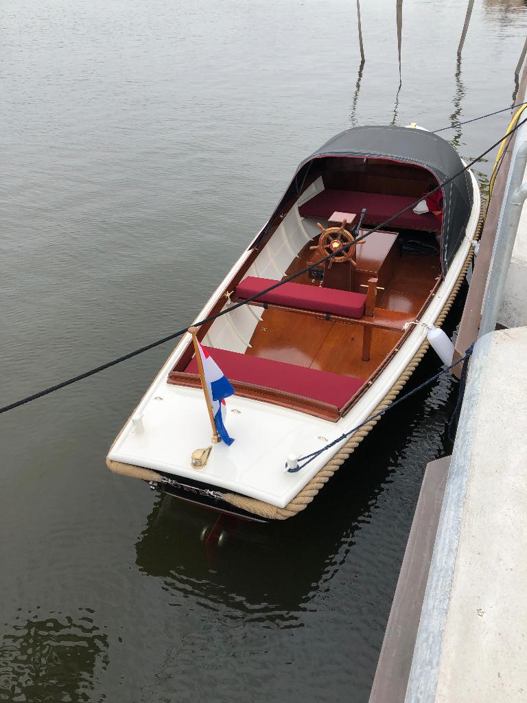 Stalen sloep/vlet, Watersport en Boten, Ophalen, Gebruikt, Staal, Binnenboordmotor