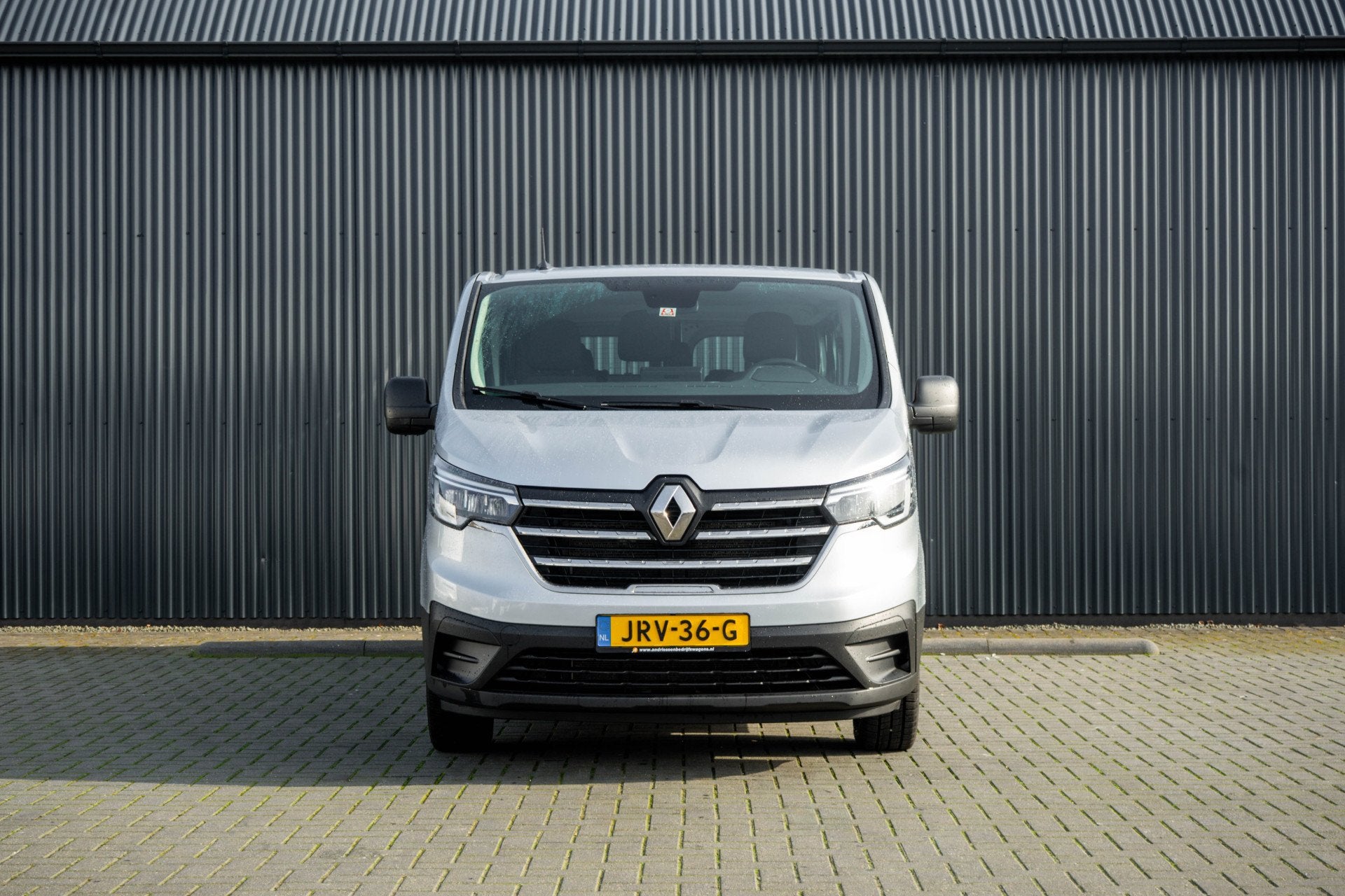 Renault Trafic *L2H1 | 150 PK | LED | 9-Zits | Cruise | Navi, Voorwielaandrijving, Multifunctioneel stuurwiel, Stof, Gebruikt
