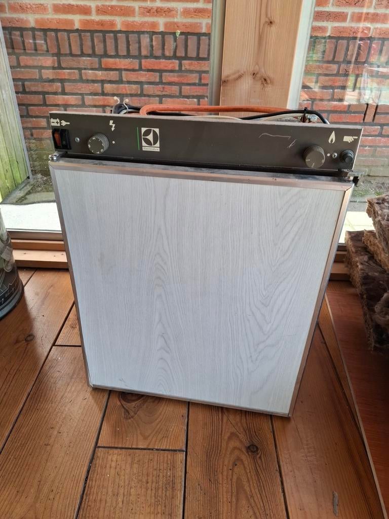 Electrolux koelkast voor camper/caravan (werkt niet), Ophalen, Gebruikt