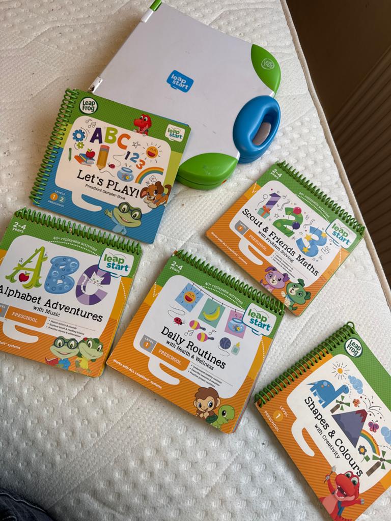 LeapFrog LeapStart / Magibook met 5 Engelse boeken, Ophalen of Verzenden, Gebruikt, Taal en Lezen, Met geluid