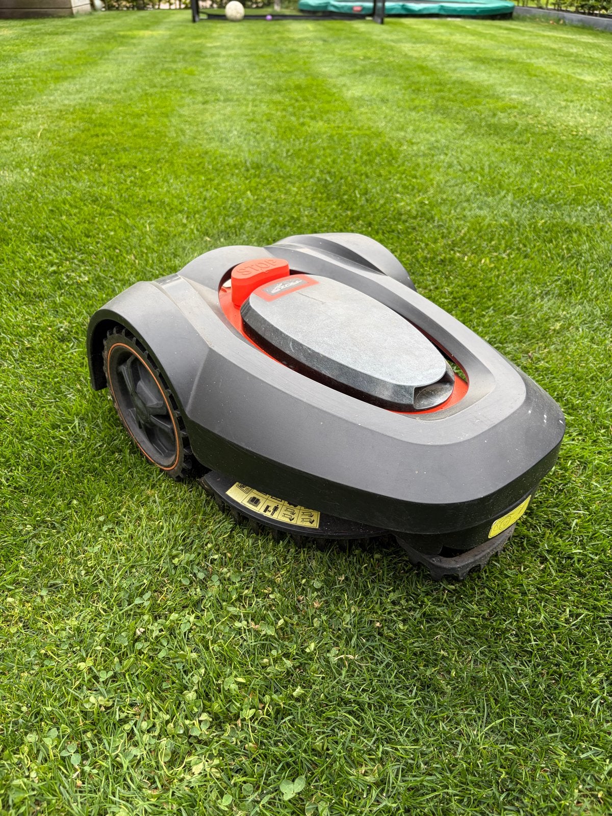 Zoef Robotmaaier / gazonmaaier / robot, Tuin en Terras, Grasmaaiers, Ophalen, Cirkelmaaier, Gebruikt, Accu-grasmaaier