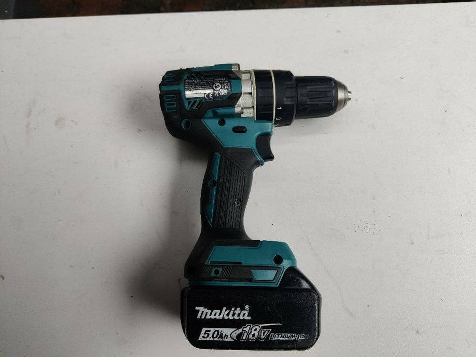 Makita DHP484 18V Boor/Schroef/Hamer machine met 5.0AH accu, Ophalen of Verzenden, Zo goed als nieuw, Boor- en Schroefmachine