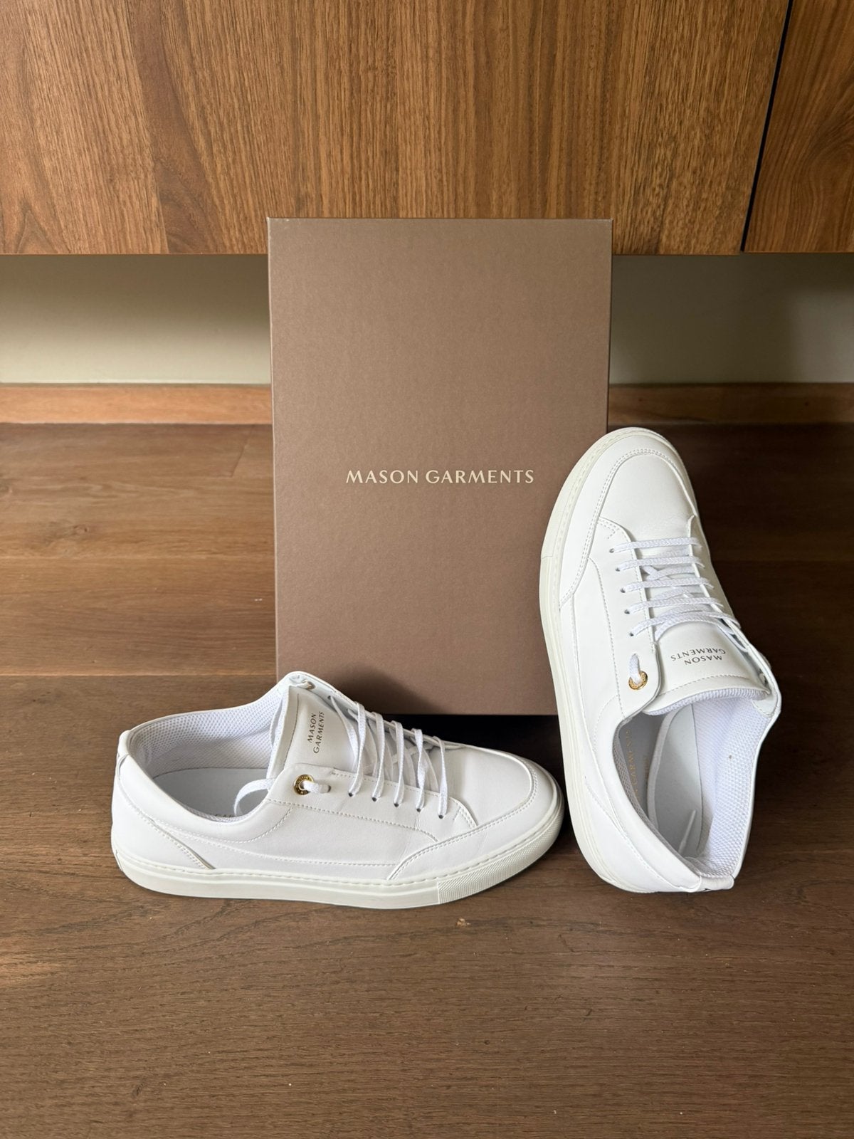 | MASON GARMENTS | TIA DRESS | NUOVO | WHITE | MG51-28A | 43, Wit, Nieuw, Ophalen of Verzenden, Sneakers of Gympen