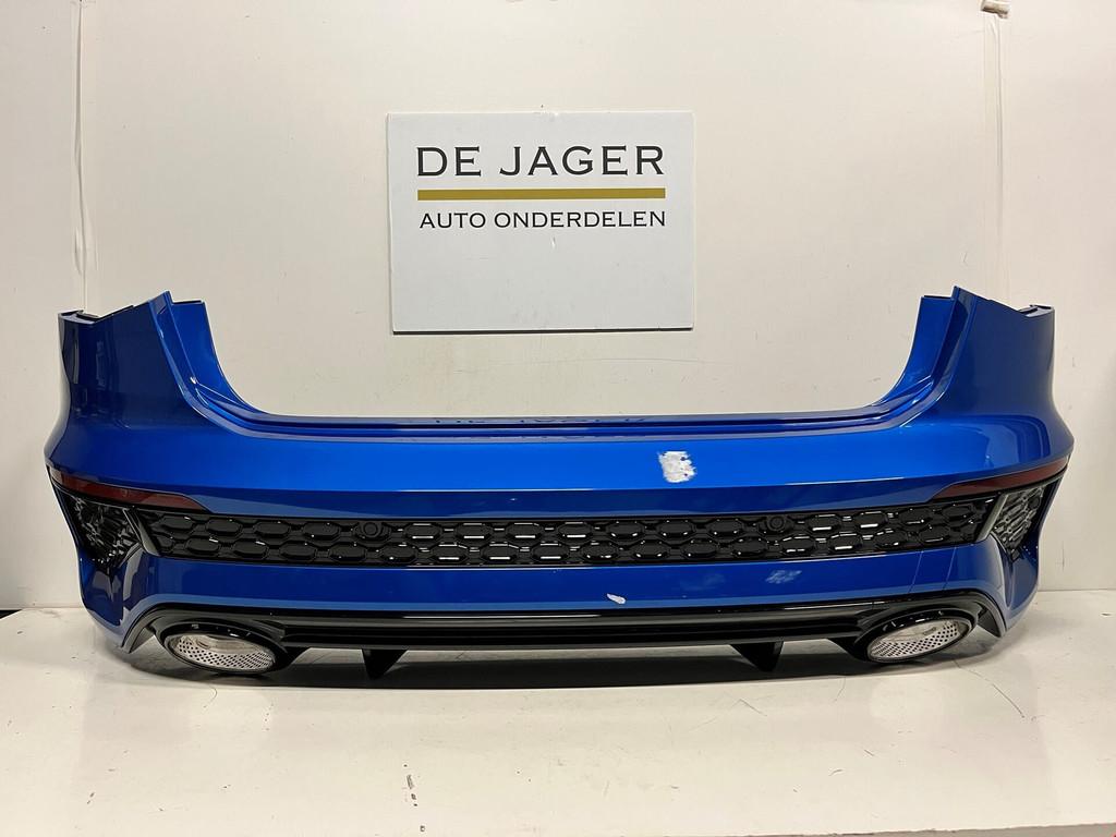 AUDI RS3 8Y ACHTERBUMPER BUMPER COMPLEET PDC 8Y4807511K 2019, Gebruikt, AUDI AG, Auto-Union-Strasse 1
85045  Ingolstadt, DE, Bumper