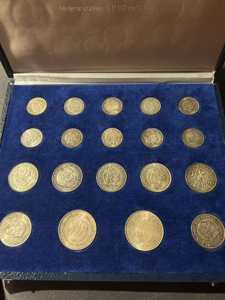 Munten casette zilver Juliana, Ophalen of Verzenden, Koningin Juliana, 10 gulden, Zilver