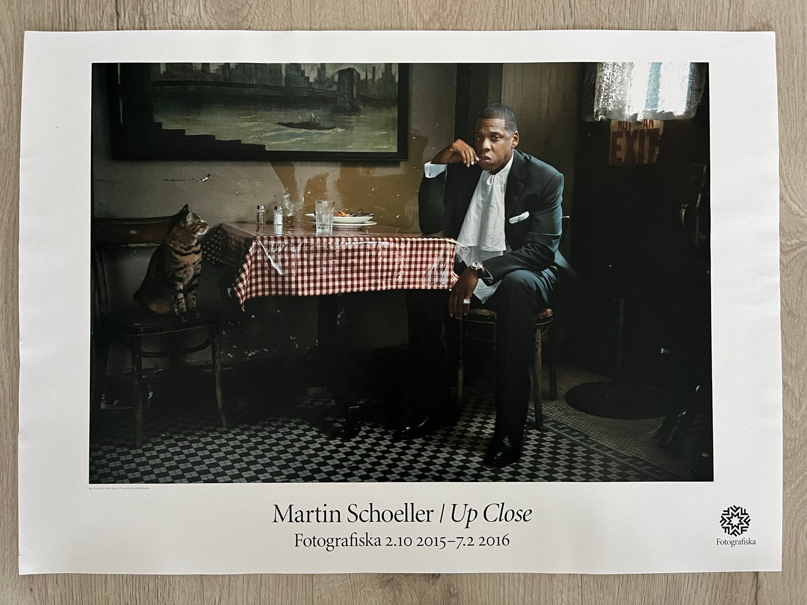 Poster Martin Schoeller / Up Close Jay-Z met kat, 2007, Antiek en Kunst, Verzenden, Poster, Fotografie
