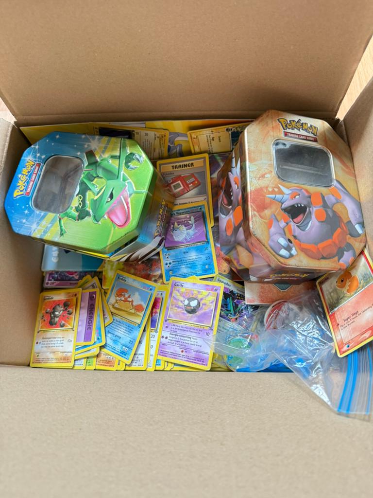 Grote partij Pokémon kaarten en Funboek, Ophalen of Verzenden, Gebruikt, Meerdere kaarten