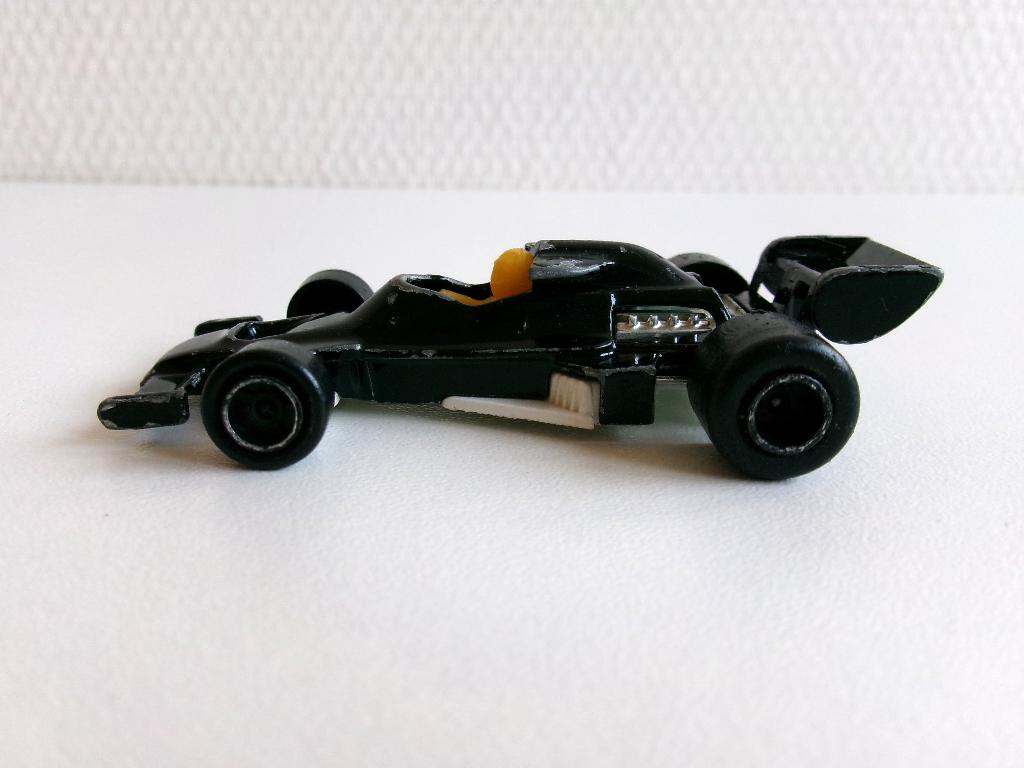 Shadow DN 5 zwart 1:50 Majorette (niet compleet, geen ovp), Ophalen of Verzenden, Gebruikt, Auto, Majorette