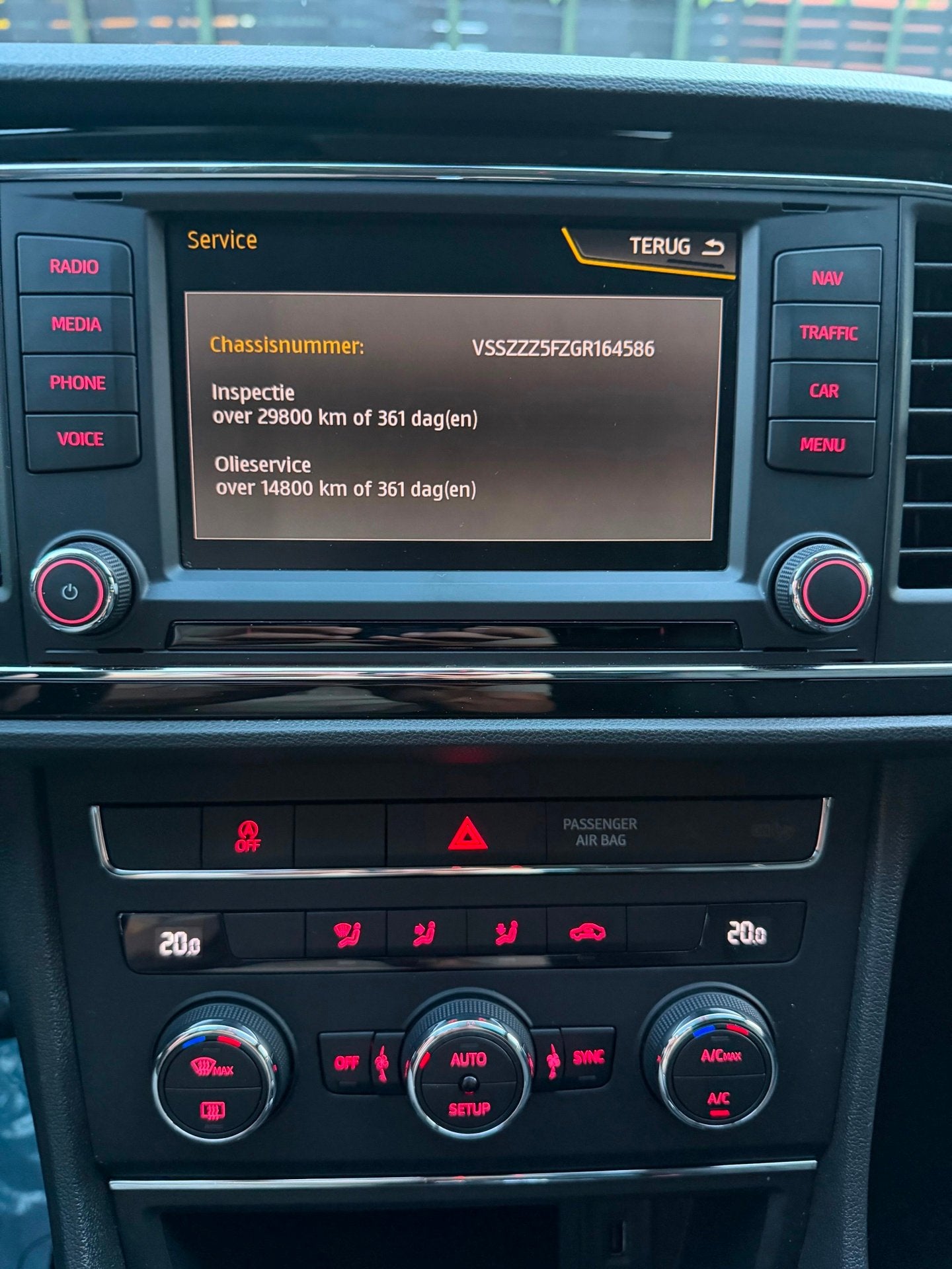 Foto 23 van Seat Leon ST 1.0 EcoTSI Style Connect 2016 CRUISE|NAVI|NAP