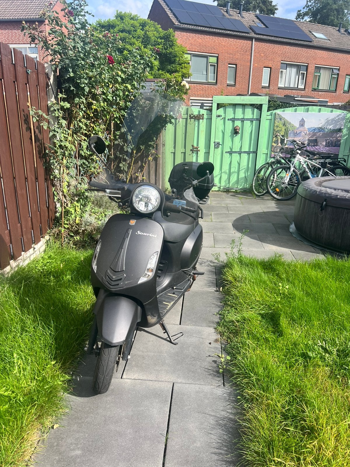 Foto 3 van La Souris Sourini 50cc bromfiets – bouwjaar 2021