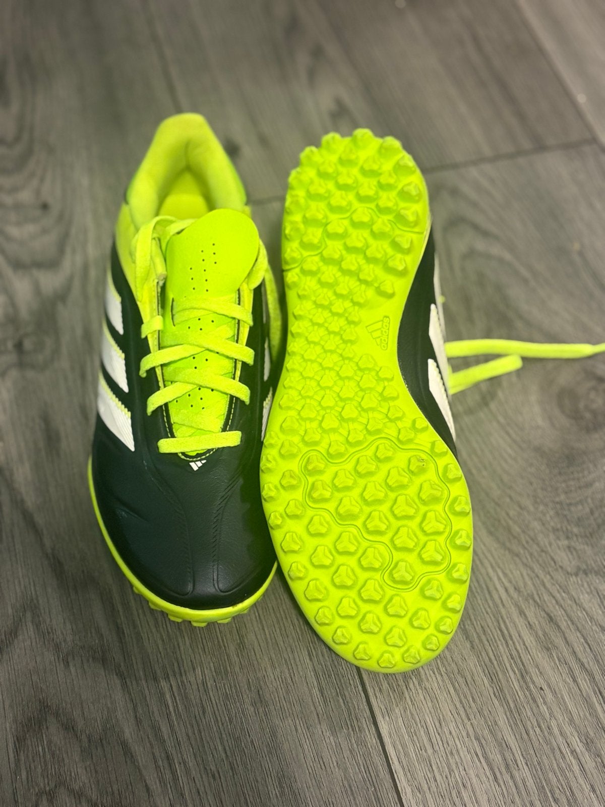 Adidas Copa Voetbalschoenen - Zwart/Neon Geel, Maat XS of kleiner, Ophalen of Verzenden, Zo goed als nieuw, Schoenen