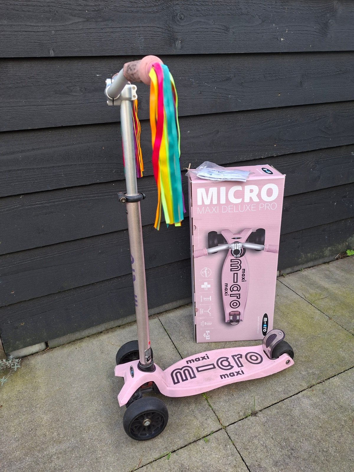 Micro Maxi Deluxe Pro step - Roze met doos en boekje, Ophalen of Verzenden, Gebruikt, Gewone step, Micro