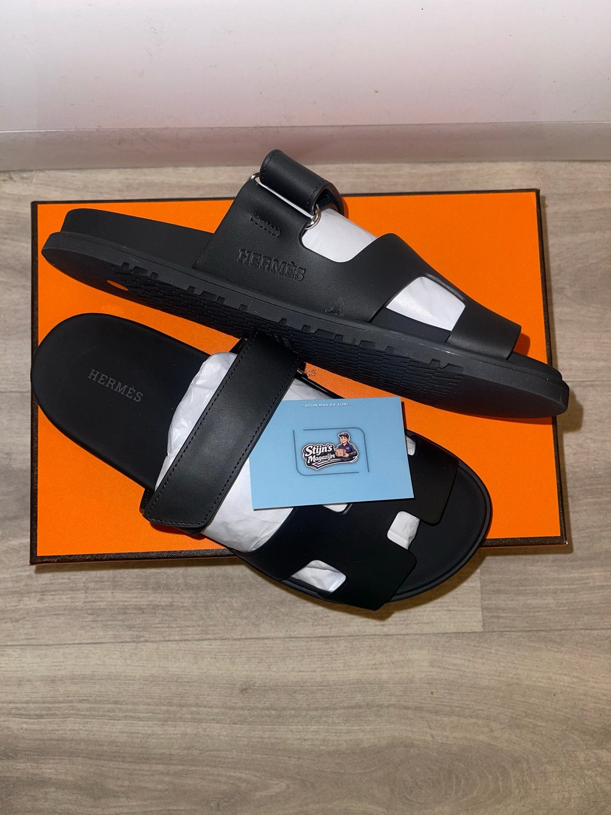 Hermes Slippers Zwart - Maat 43, Kleding | Heren, Schoenen, Slippers, Zwart, Nieuw, Ophalen of Verzenden