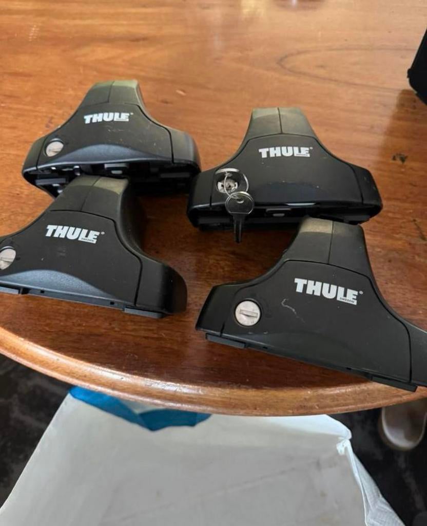 Thule traverse voeten, Ophalen of Verzenden, Zo goed als nieuw
