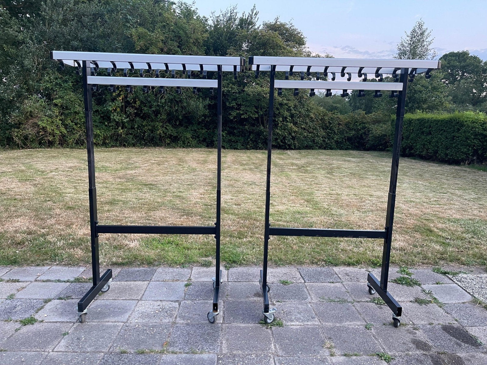 Te Huur, Kapstok Kledingrek Kapstokken Garderoberek Mobiel, Ophalen, Zo goed als nieuw