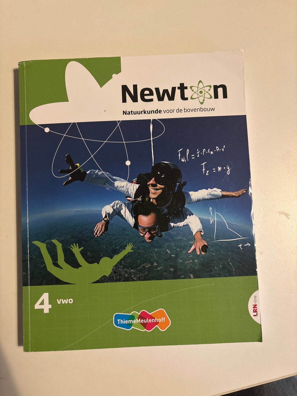 Newton Natuurkunde voor de bovenbouw 4 VWO, Ophalen of Verzenden, Gelezen, VWO, Natuurkunde