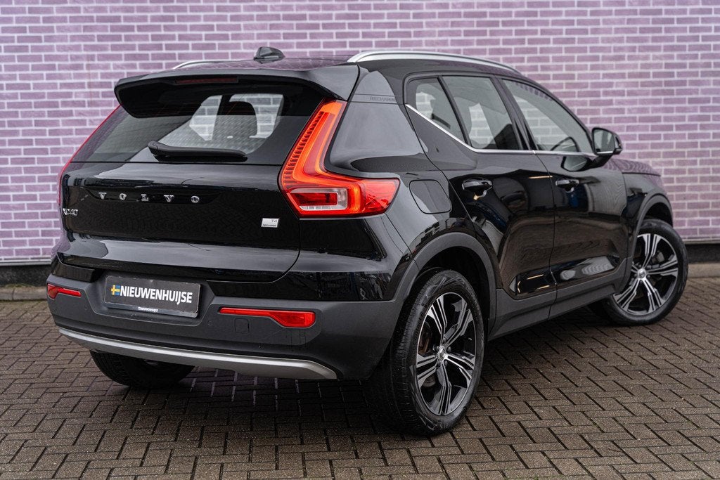 Volvo XC40 1.5 T4 Recharge Inscription | Panoramadak | Elekt, Auto's, Volvo, 12 maanden, Euro 6, 1712 kg, Zwart