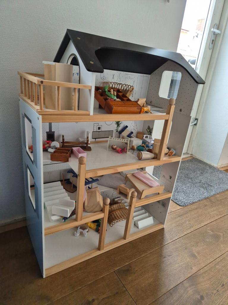 Poppenhuis Petite Amelie XL, Ophalen, Zo goed als nieuw, Poppenhuis