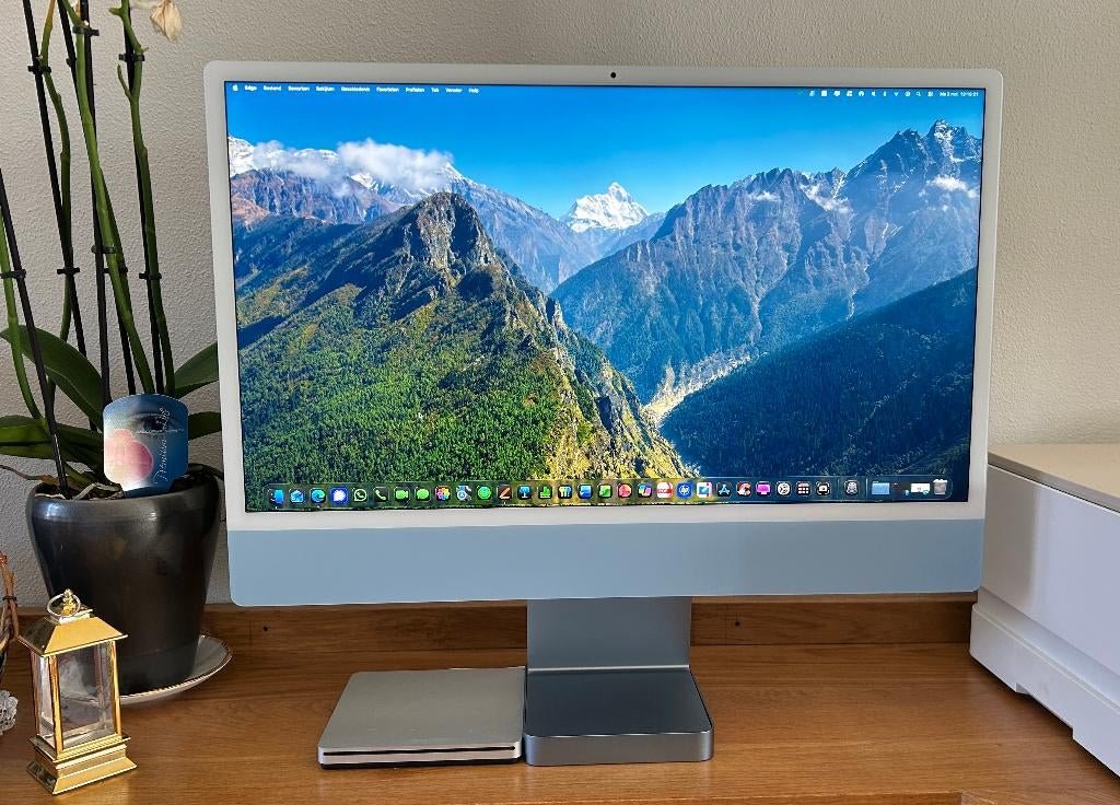APPLE iMac (2024) M3, 10 Core GPU, 24GB RAM, 1TB SSD, 32 GB, 24", SSD, IMac