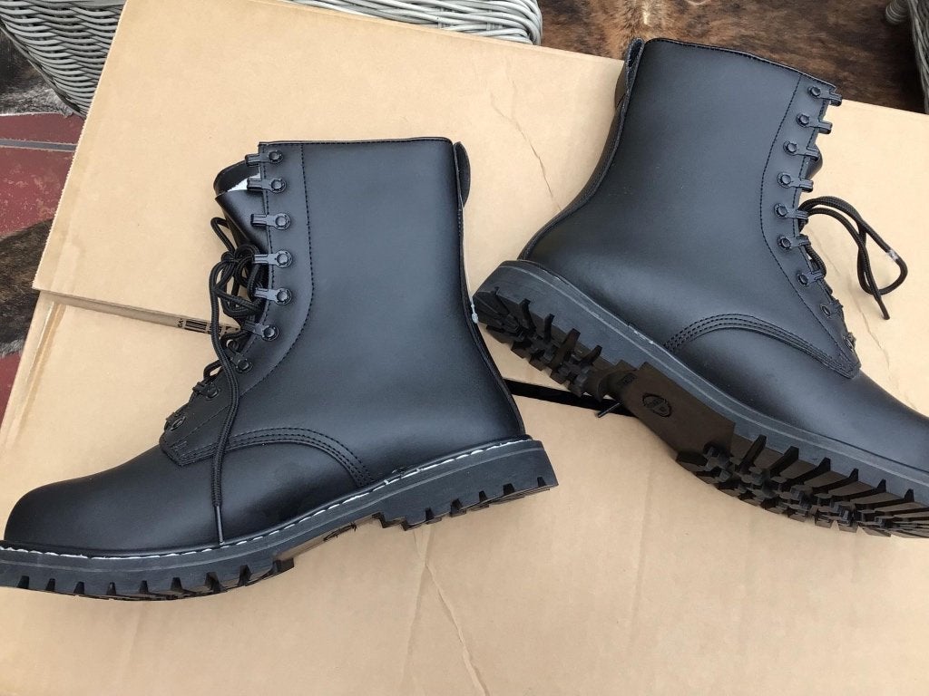 Gevoerde Boots Laars Merk Brandit Maat 47 met stalen neus, Zwart, Boots, Nieuw, Ophalen of Verzenden