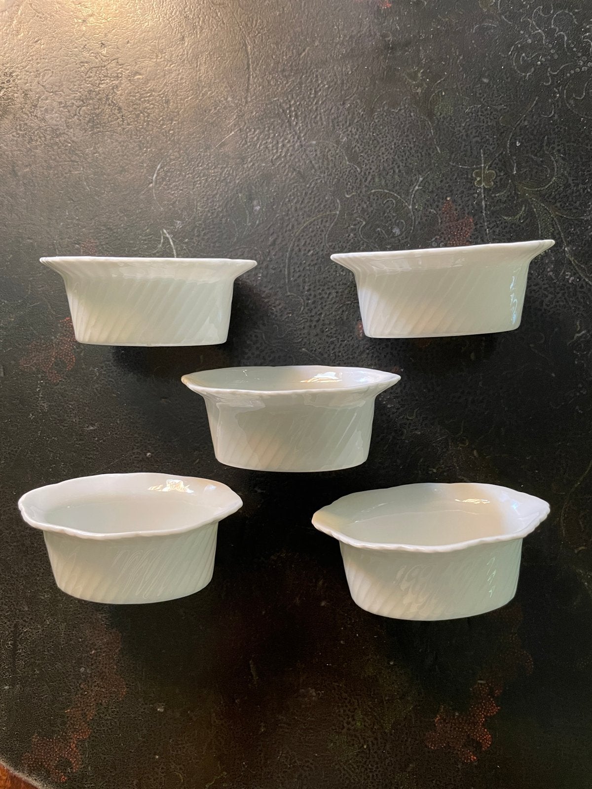 5 witte Franse porseleinen bakjes, Ophalen of Verzenden, Overige stijlen, Porselein, Schaal of Schalen