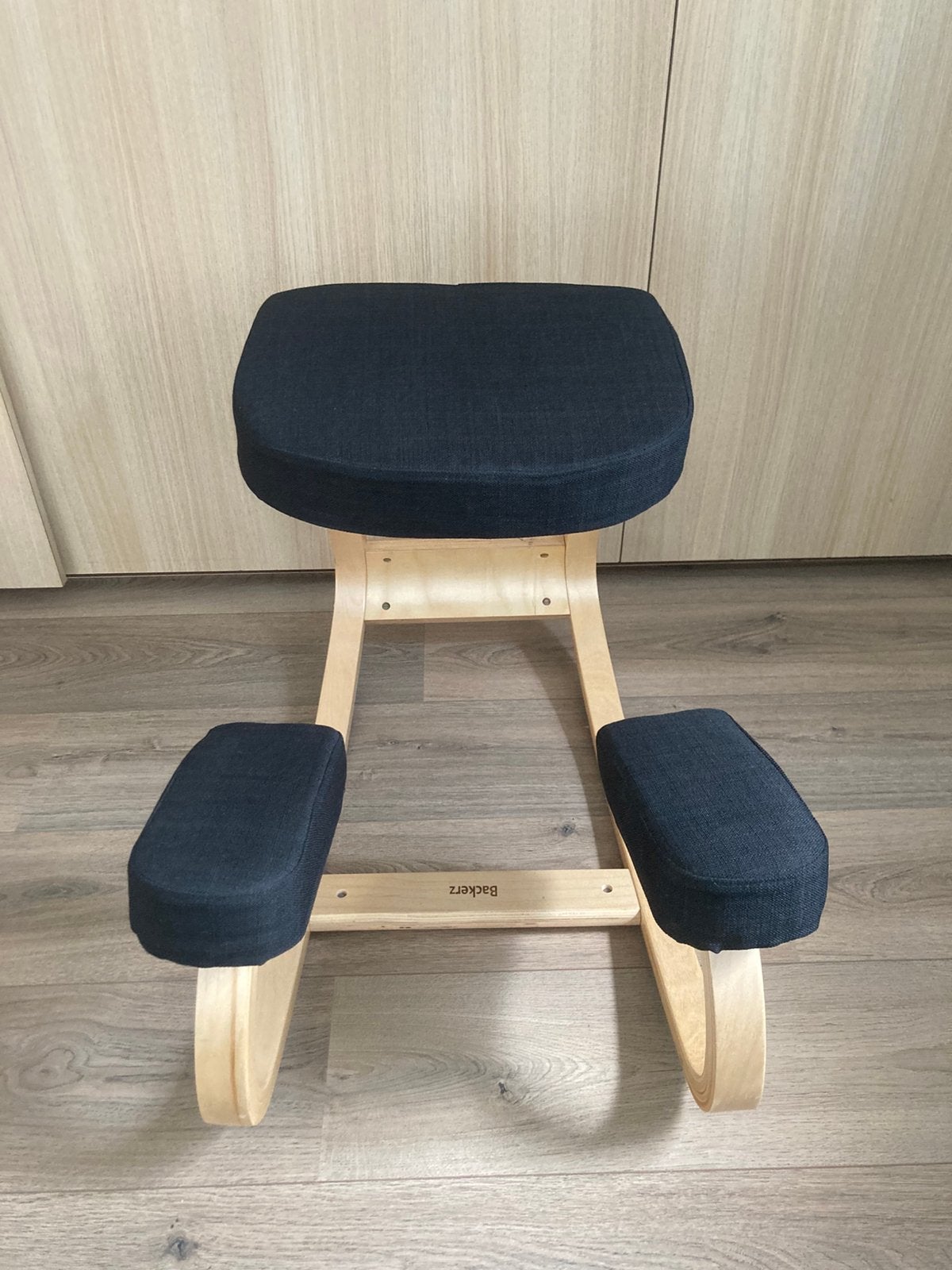 BACKERZ ergonomische kniestoel, Huis en Inrichting, Ophalen, Zo goed als nieuw, Hout