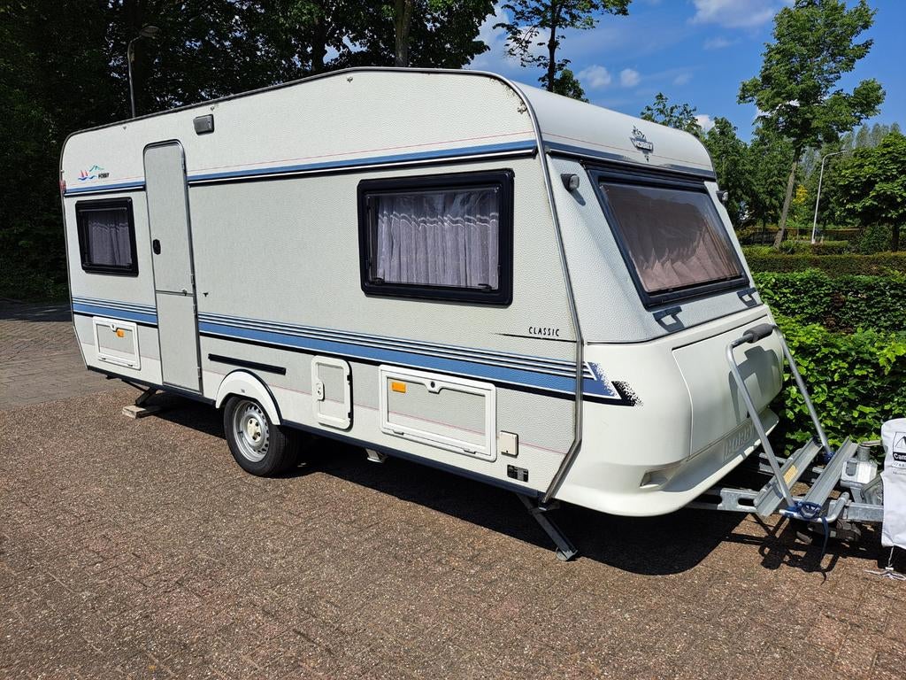 Hobby classis 495 opbouw. Bwjr 1994. Compleet met inboedel., Caravans en Kamperen, Caravans, Vast bed, Rondzit, Hobby, Particulier