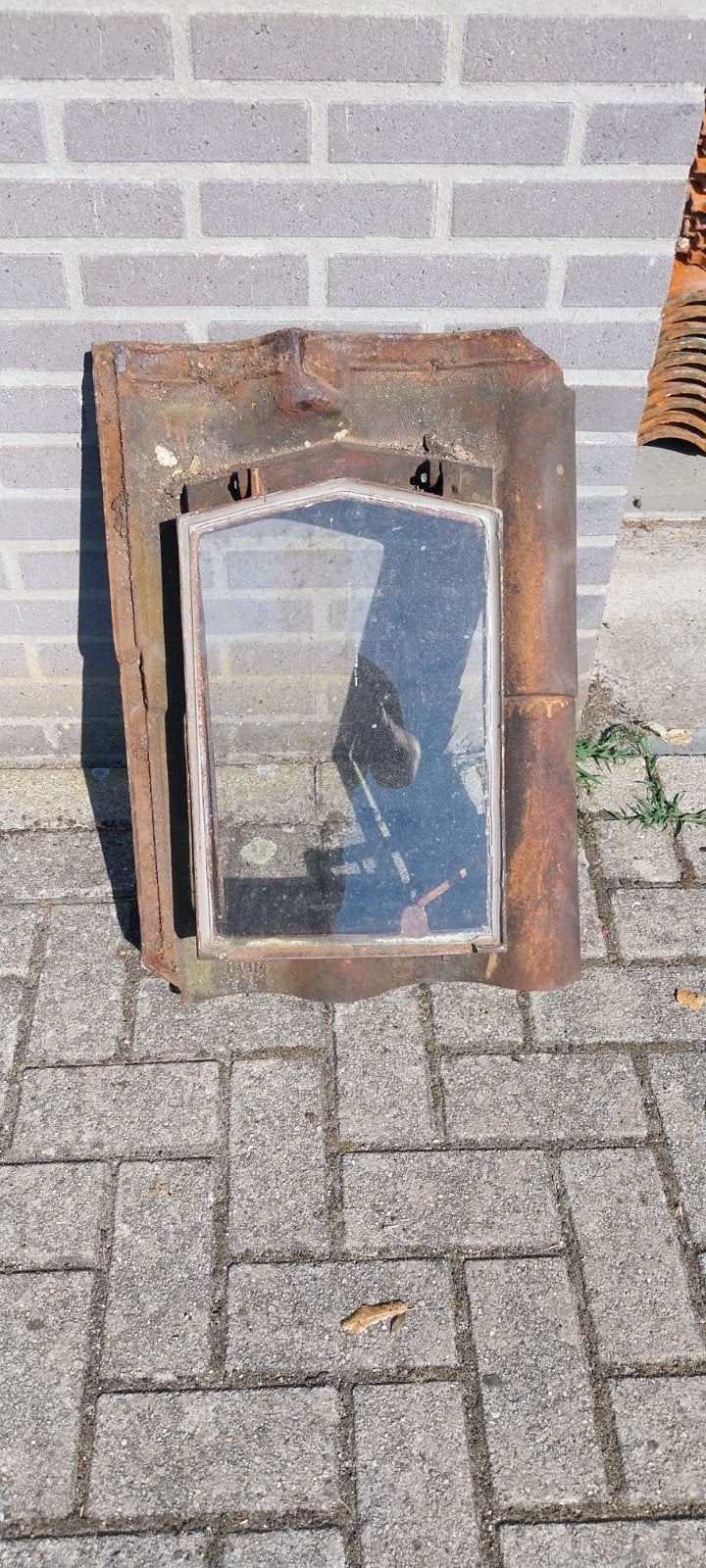 2 gietijzeren dakramen, Doe-het-zelf en Verbouw, Ophalen, Zwart, Minder dan 5 m², Overige typen