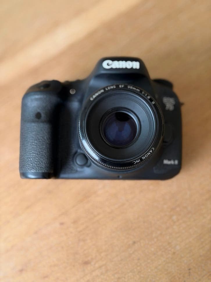 Canon 7D Mark II met 50mm 1.8f lens en accessoires, Audio, Tv en Foto, Fotocamera's Digitaal, Ophalen, Gebruikt, Spiegelreflex
