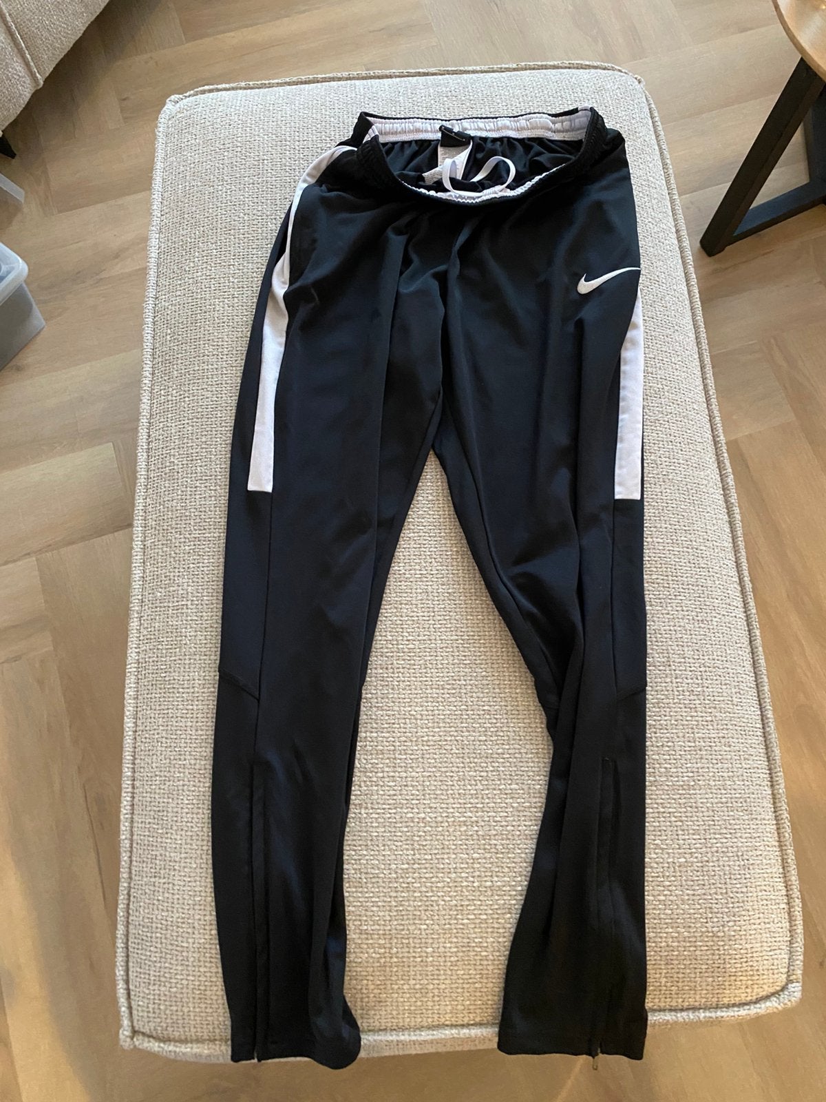 Nike broek, Ophalen of Verzenden, Zo goed als nieuw, Algemeen