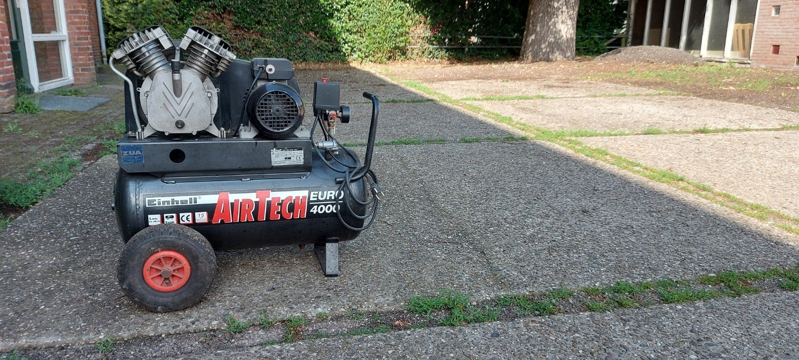 50 liter compressor incl toebehoren, Ophalen, Gebruikt, 6 tot 10 bar, 25 tot 100 liter