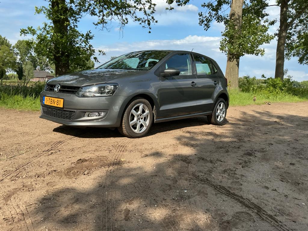 Volkswagen Polo 1.2 TSI DSG 2014 trekh. navi 52dkm 1st eign, Stof, 40 €/maand, 4 cilinders, Particulier