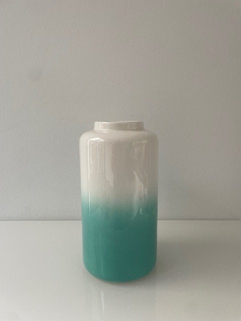Keramieken vaas wit turquoise met kleurverloop, 23 cm, Meerkleurig, Ophalen of Verzenden, Zo goed als nieuw