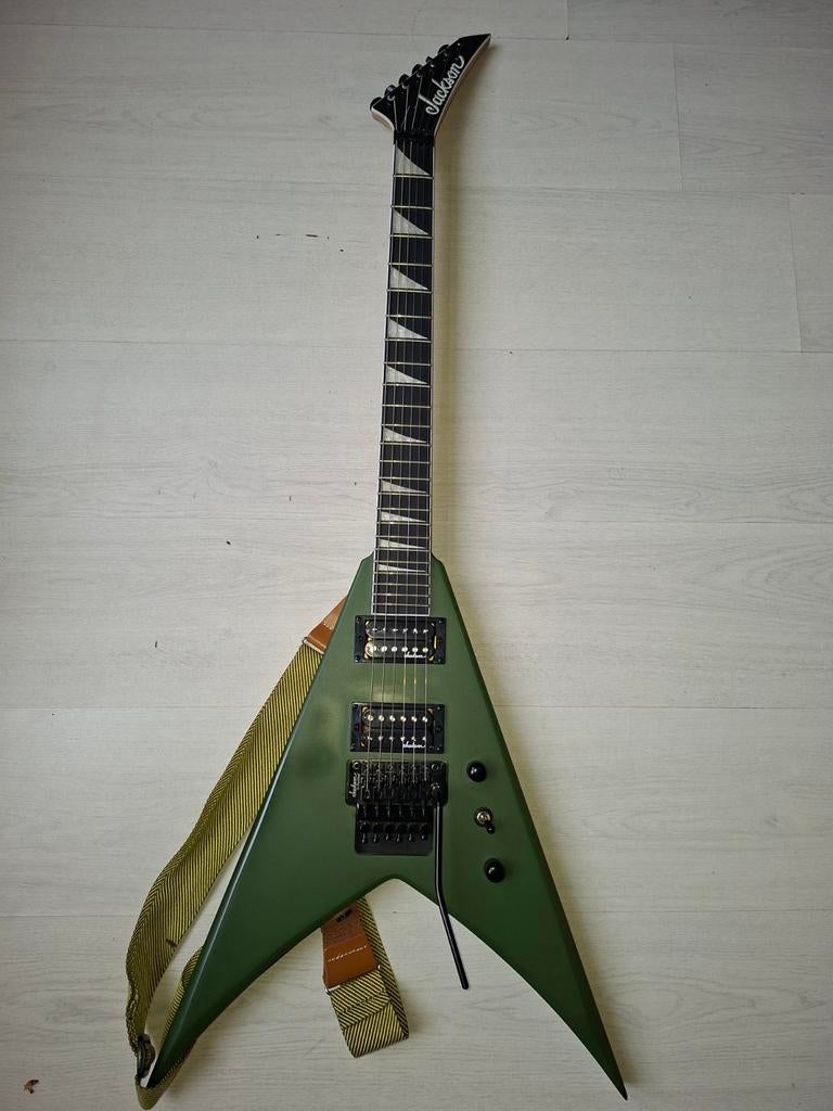Jackson JS32 King V, Muziek en Instrumenten, Snaarinstrumenten | Gitaren | Elektrisch, Ophalen