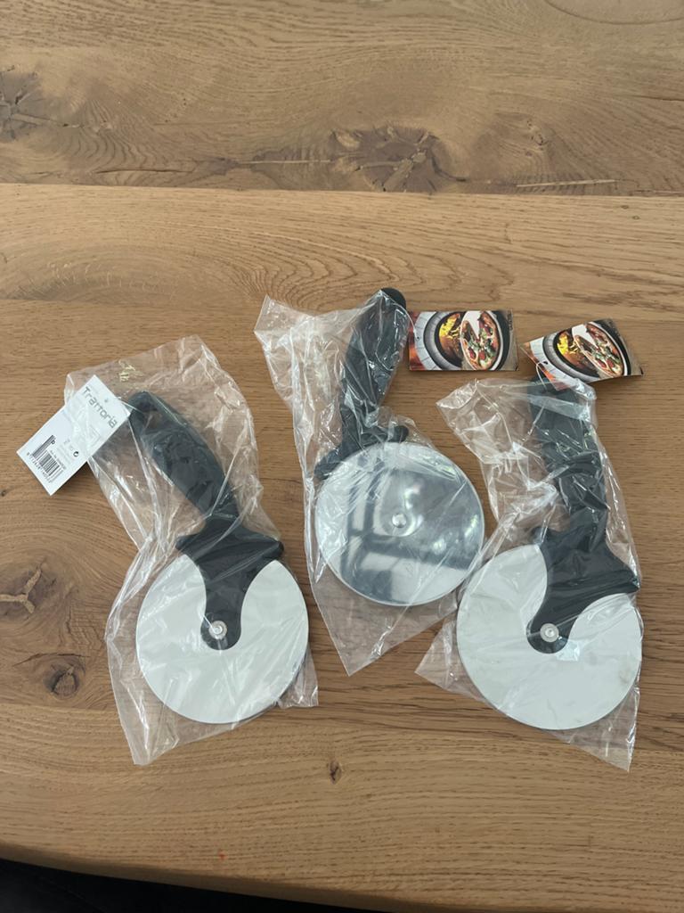 3x Nieuwe Tramontina Pizzasnijders - Zwart/Zilver, Ophalen of Verzenden