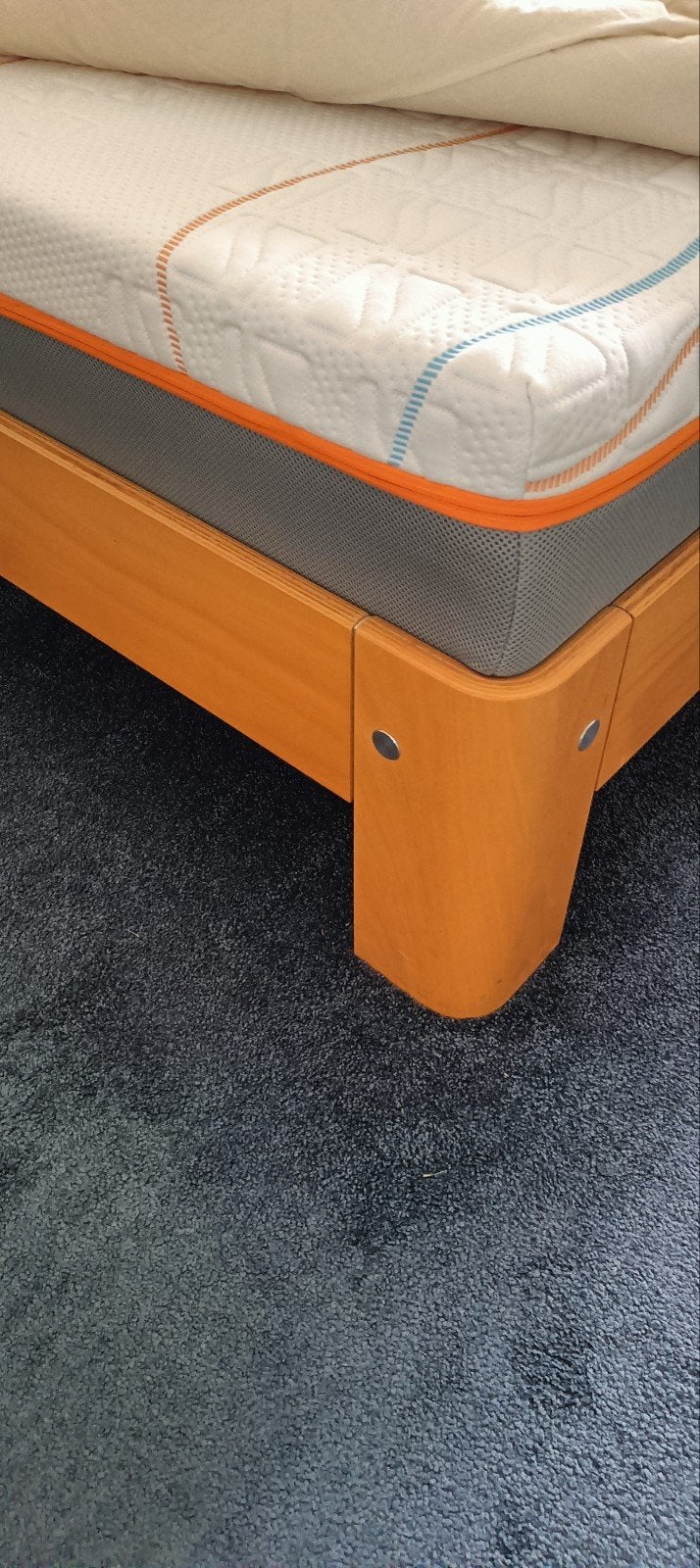 Auping Auronde bed met 2 M Liner matrassen en bedbodems, Ophalen, Tweepersoons, Zo goed als nieuw, 200 cm