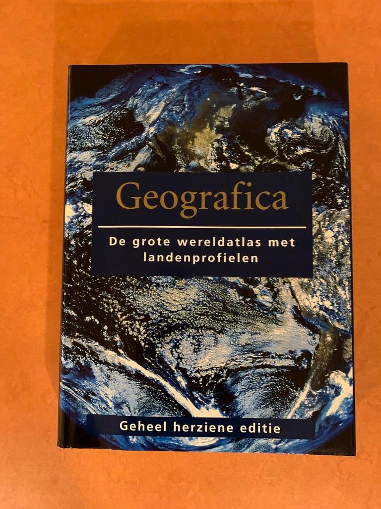 De grote wereldatlas met landenprofielen. 612 blz., Ophalen of Verzenden, Zo goed als nieuw, Wereld, Landkaart