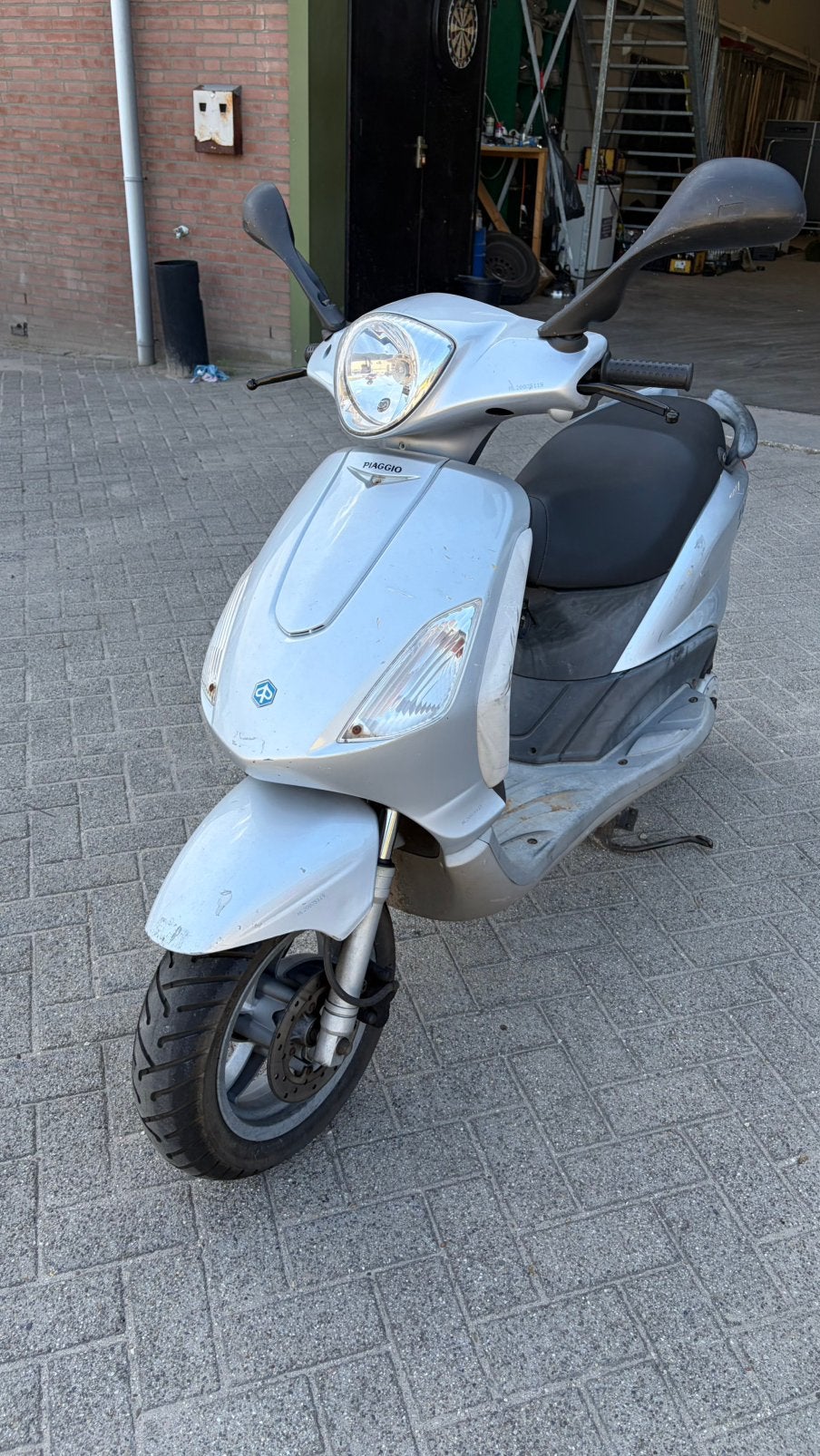Piaggio fly, Ophalen, Zo goed als nieuw, Benzine