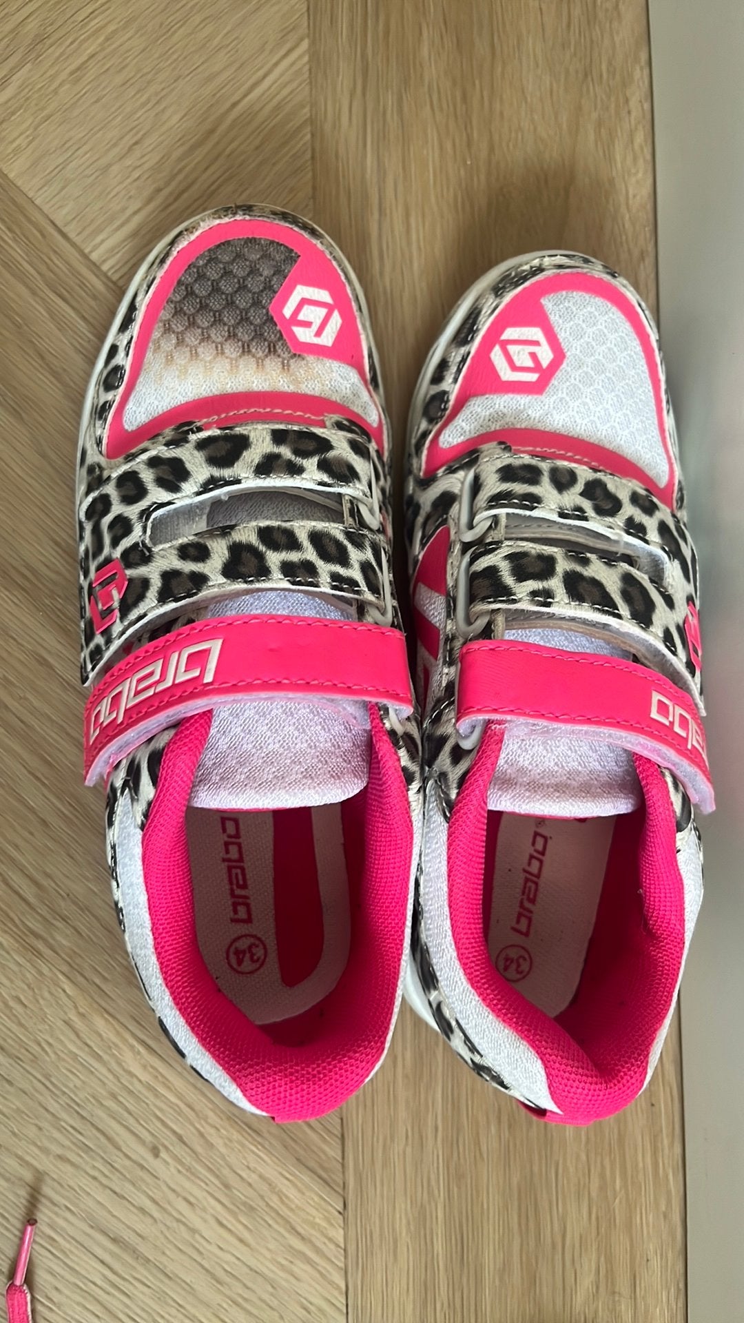 Zaalschoenen maat 34, Ophalen of Verzenden, Zo goed als nieuw, Schoenen