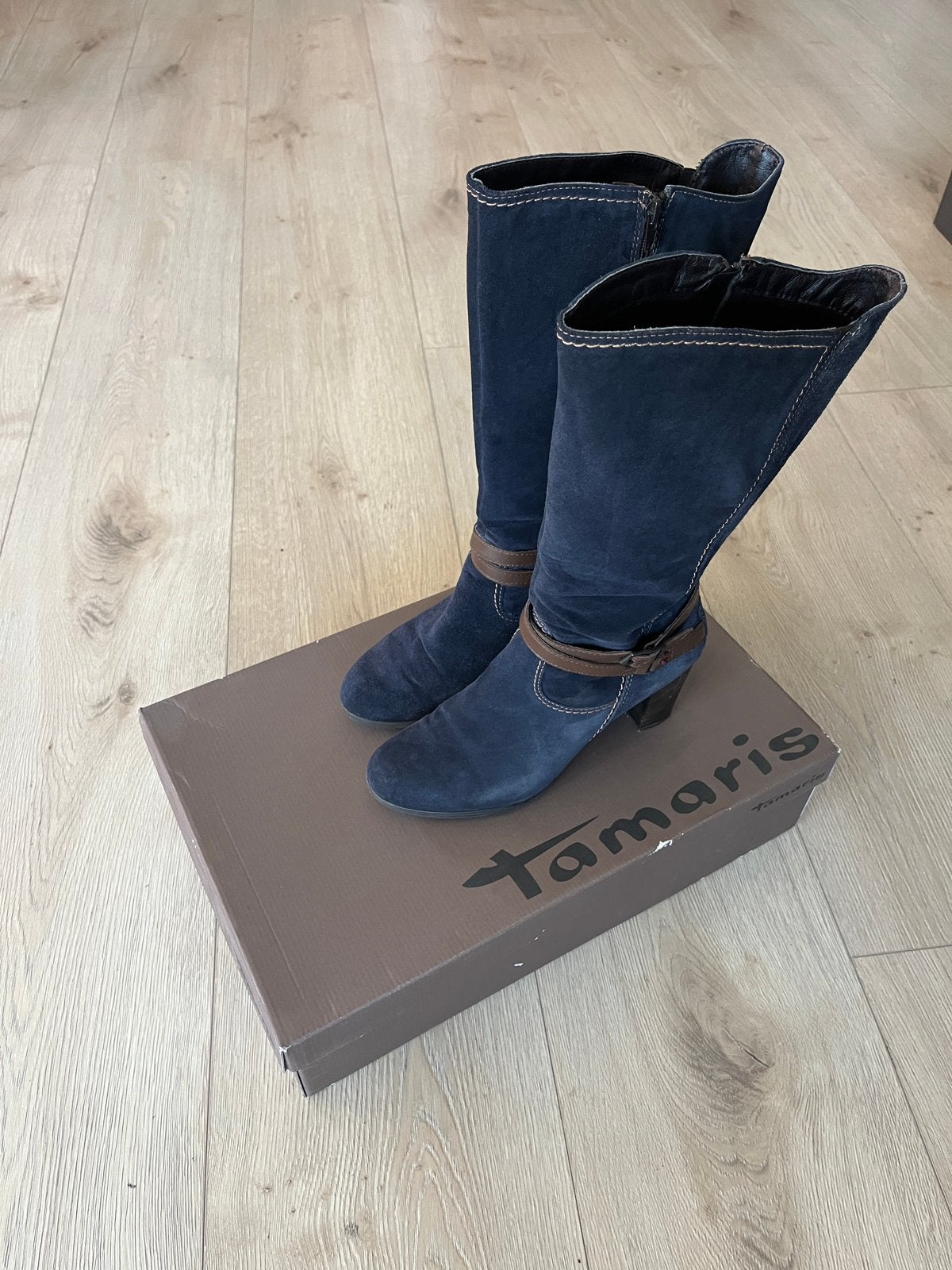 Tamaris marine blauwe laarzen mt 42, Ophalen of Verzenden, Gedragen, Blauw, Hoge laarzen