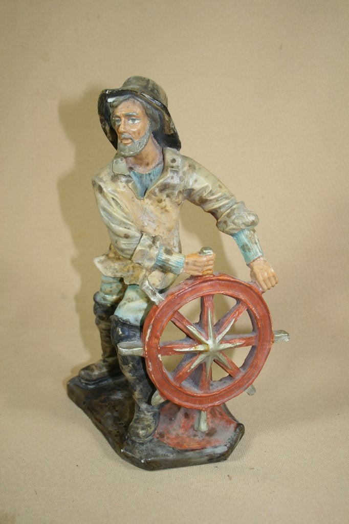 Aardewerk beeldje van een schipper of stuurman, Ophalen of Verzenden