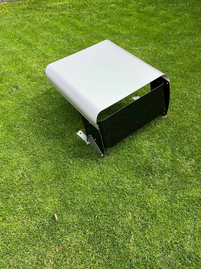 Garage robotmaaier, Tuin en Terras, Ophalen, Zo goed als nieuw