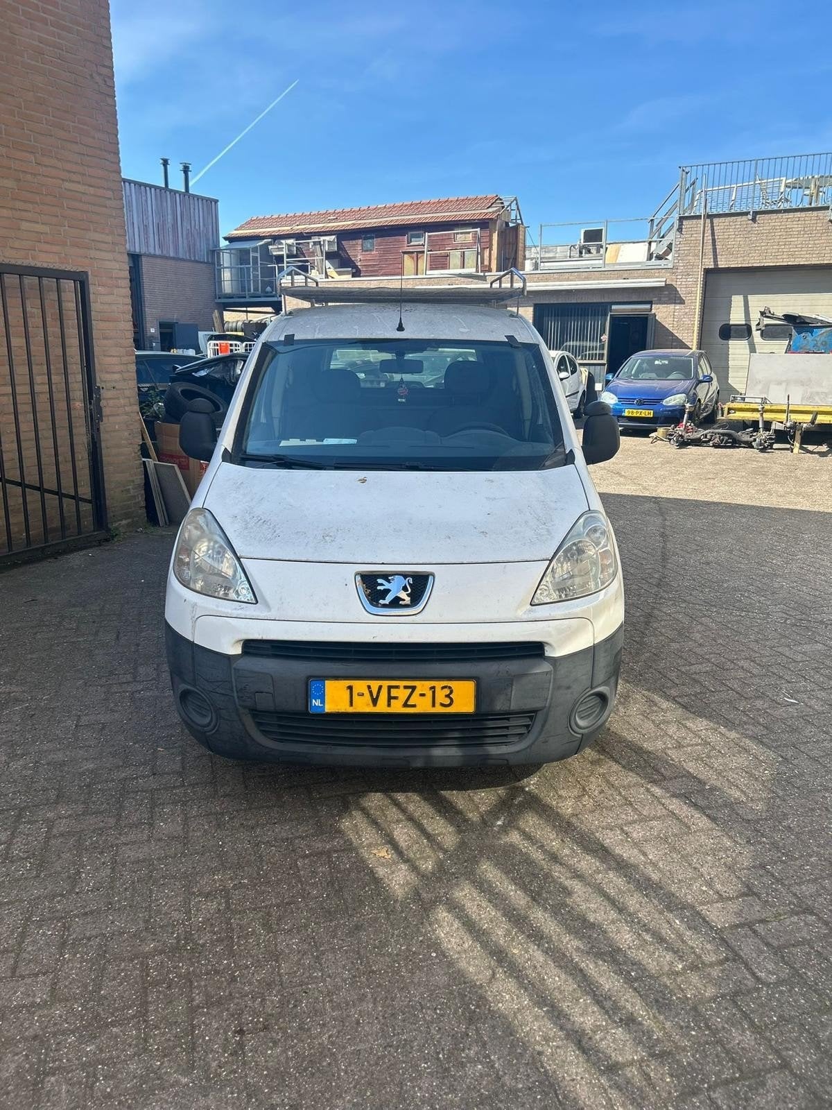 Peugeot Partner 1.6 HDI 55KW 120 2010, Meeneemprijs!!, Voorwielaandrijving, Stof, 74 pk, Zwart