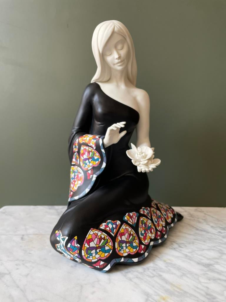 Nadal / Goebel beeld ‘Elegance with Flower’ Sirenes serie, Ophalen of Verzenden, 20 - 50 cm, Overige materialen, Beeld