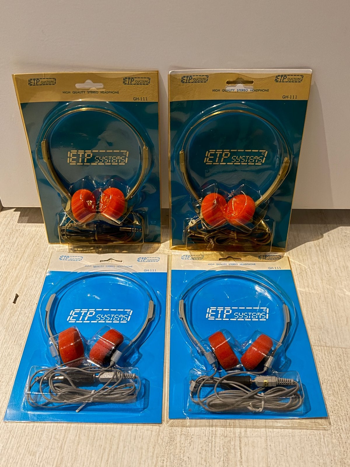 4 x nieuwe vintage koptelefoons, Ophalen, Nieuw, Overige merken