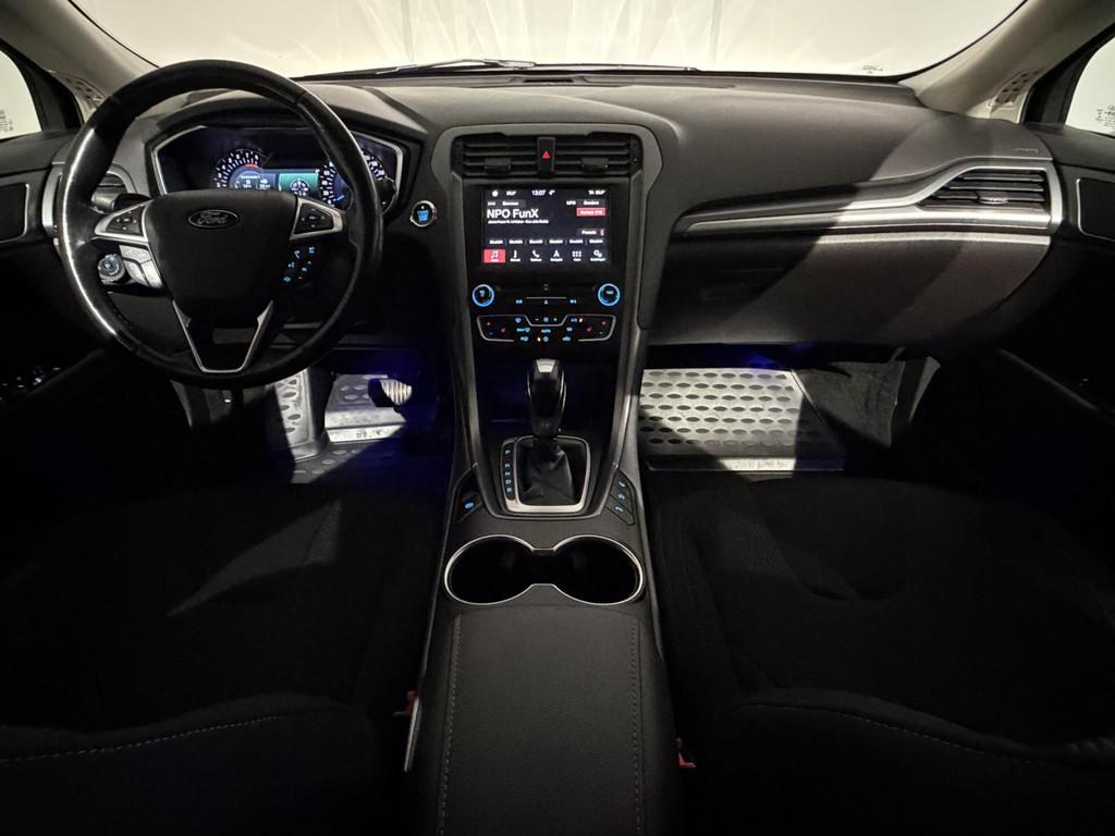 Ford Mondeo Wagon 1.5 Titanium AUT /Clima/Cruise/CarPlay/PDC, Euro 6, 4 cilinders, Mondeo, Zwart