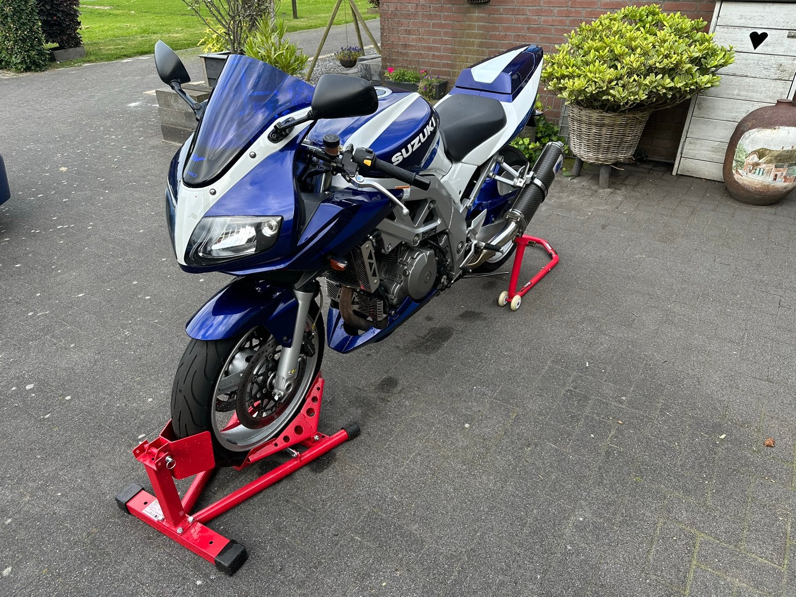 Suzuki SV1000s 2 cilinder - Sportieve Toermotor, 2 cilinders, Motorrijbewijs A, Gebruikt, Meer dan 35 kW